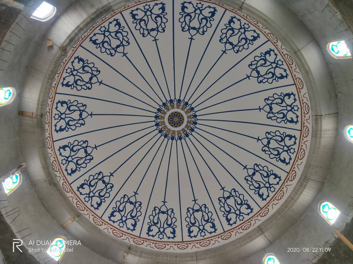 Plafon Kubah Kaligrafi